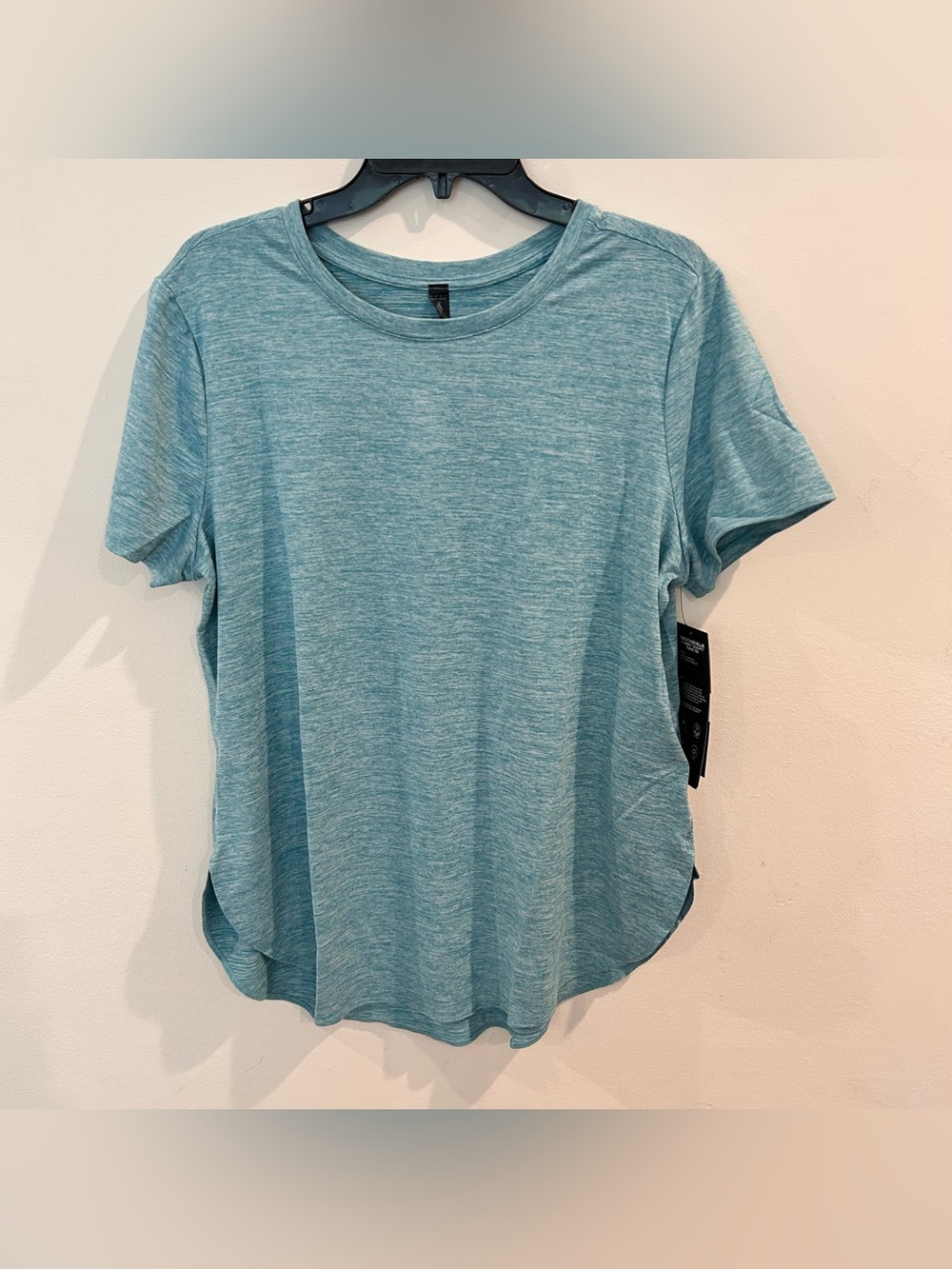 Skechers tee